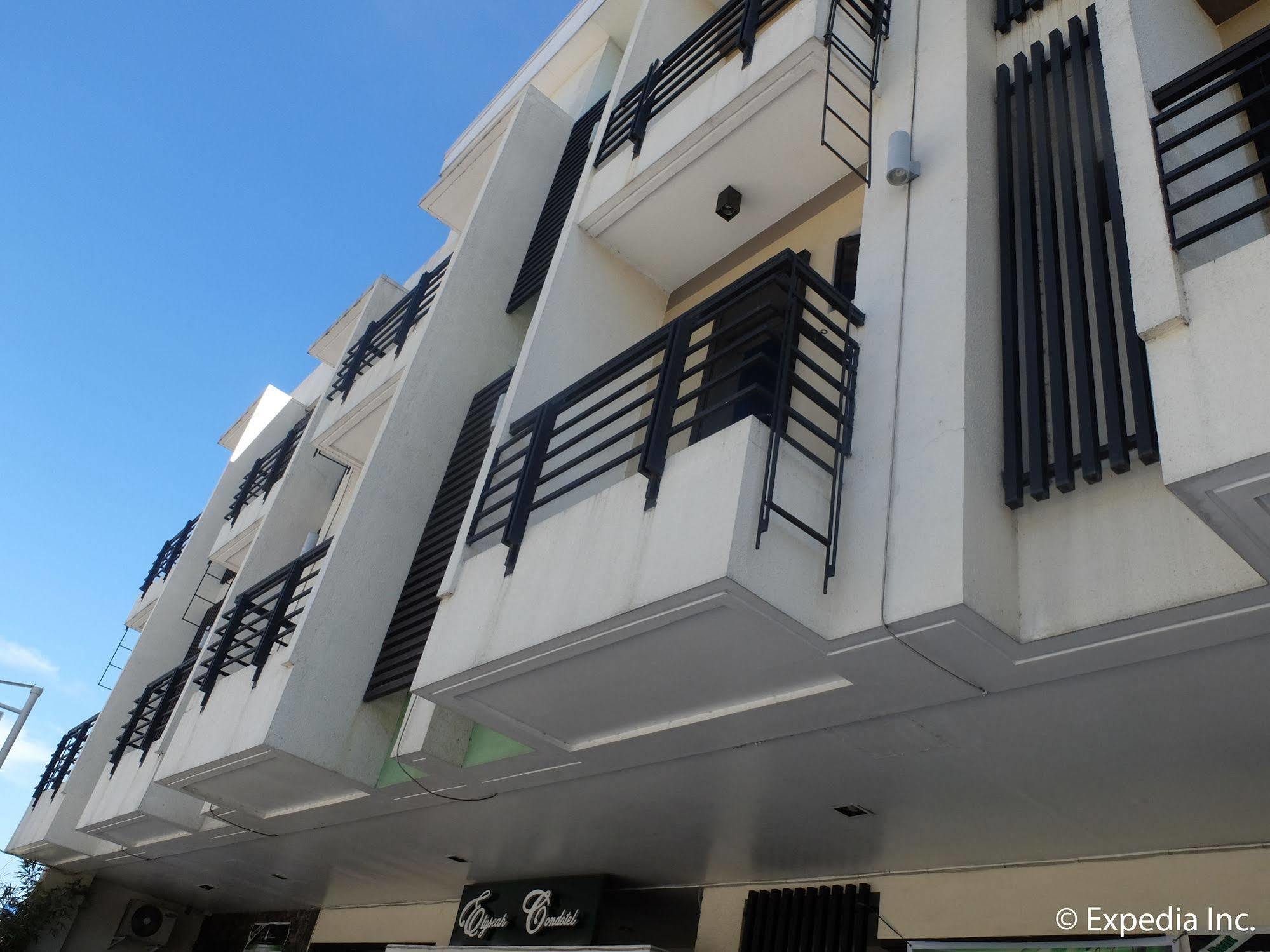 Elyseah Condotel Angeles Buitenkant foto