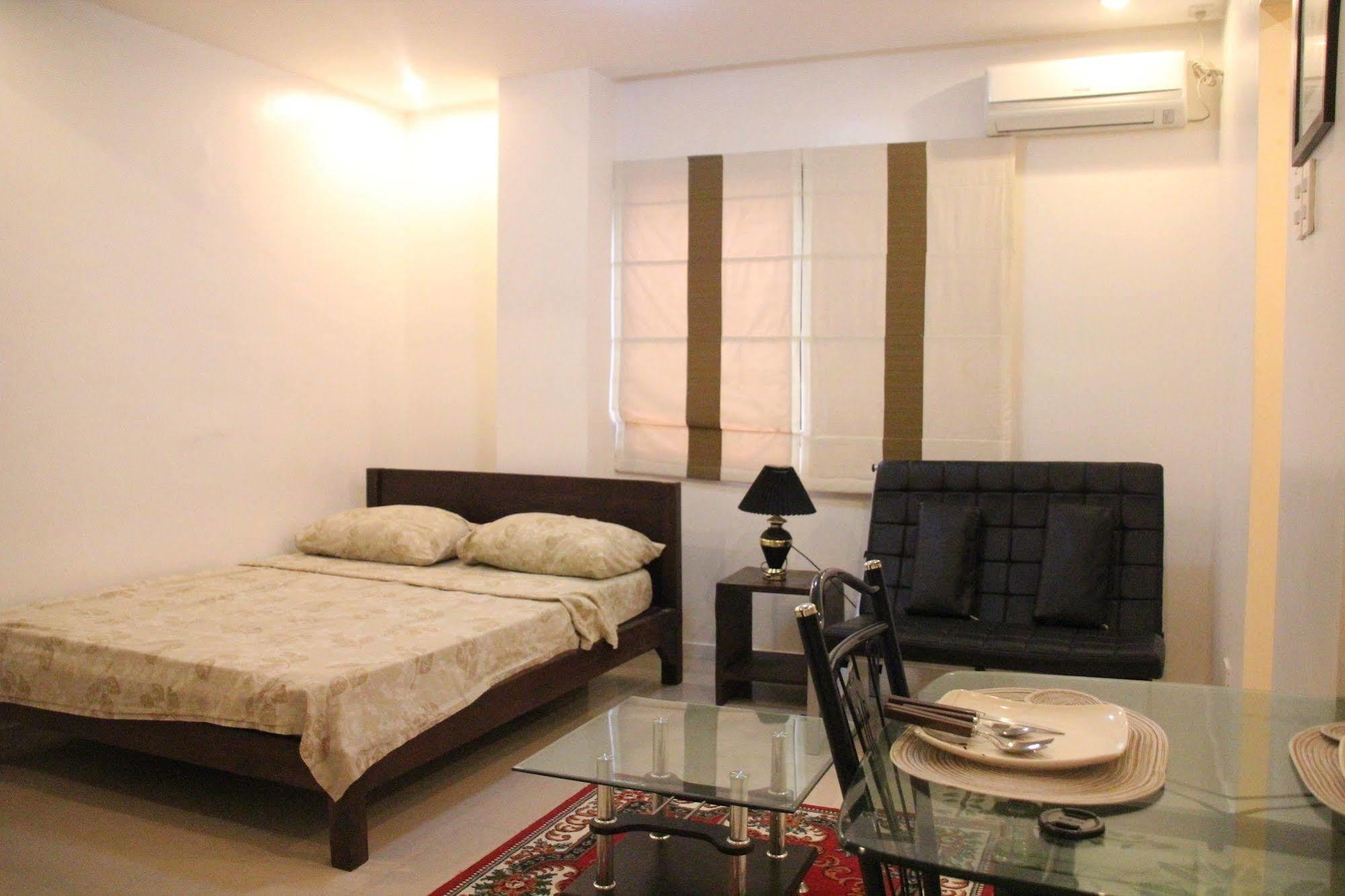 Elyseah Condotel Angeles Buitenkant foto